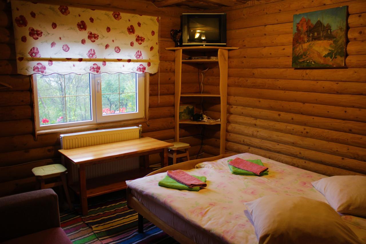 "Lian" Family Hotel & Restaurant Volosyanka  Ngoại thất bức ảnh