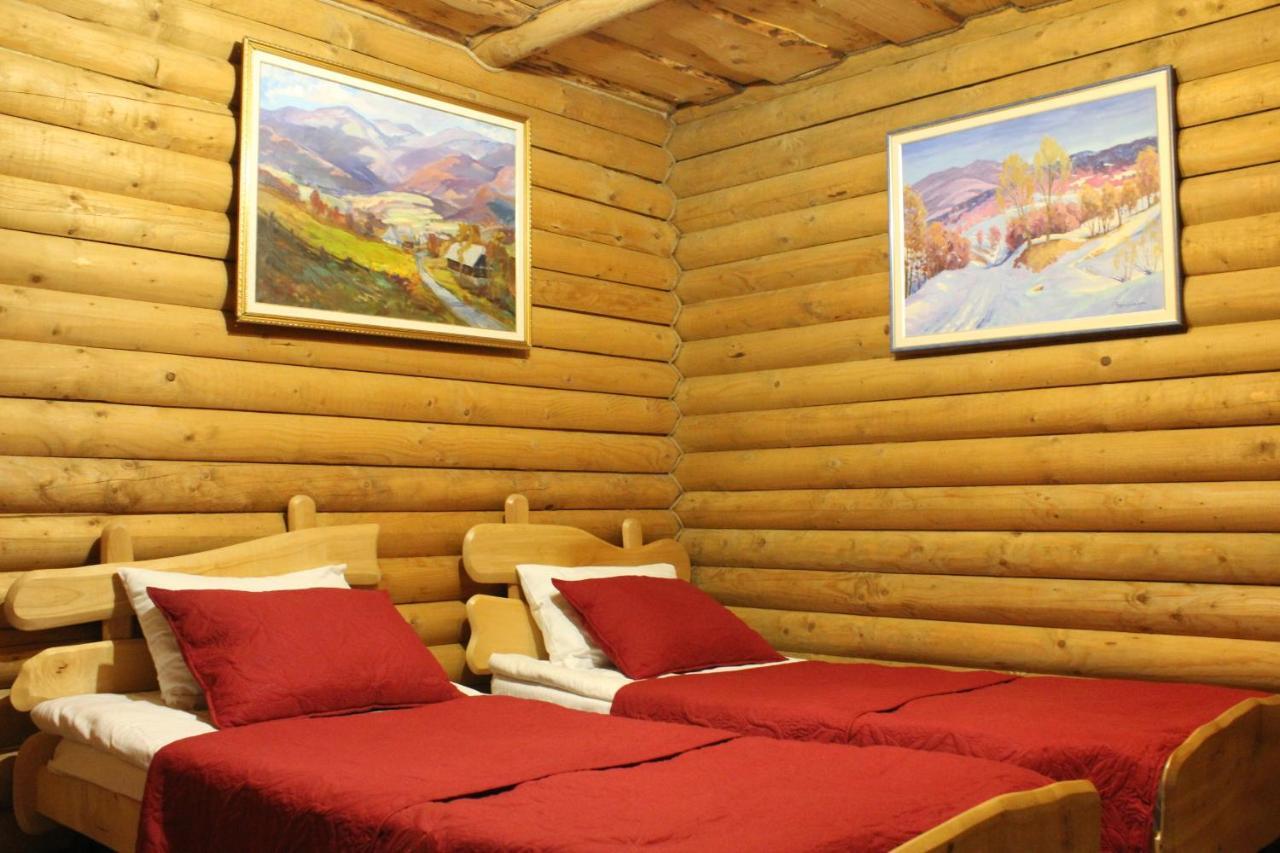 "Lian" Family Hotel & Restaurant Volosyanka  Ngoại thất bức ảnh